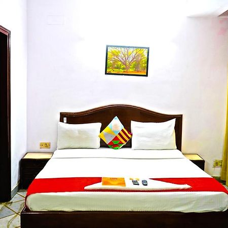 Roomshala 001 Iconic Residency Nowe Delhi Zewnętrze zdjęcie